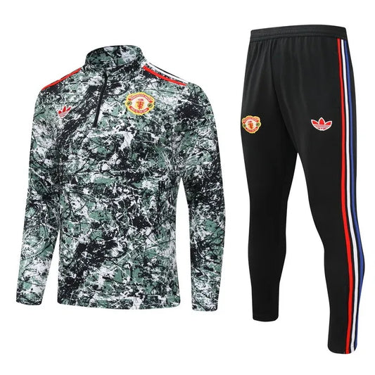 23/24 Manchester United Training Tracksuit